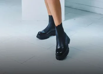 Bota feminina para o outono