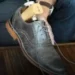 Alargar sapatos com técnicas fáceis