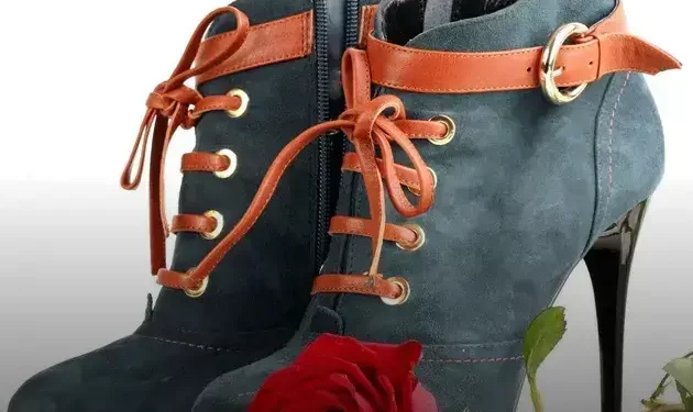 Bota Coturno em promoção