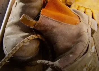 Bota Coturno estilizada