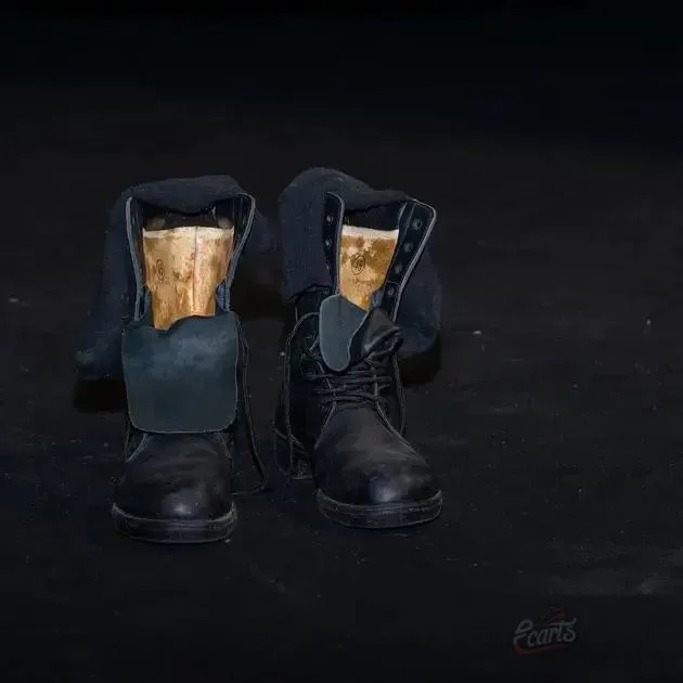 Combinando sua Bota Coturno de camurça com diferentes peças de roupa Combinando sua Bota Coturno de camurça com diferentes peças de roupa