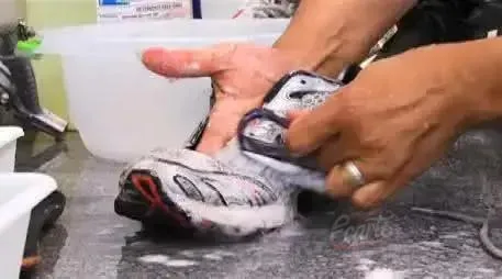 Como manter seus sapatos sempre novos Como manter seus sapatos sempre novos