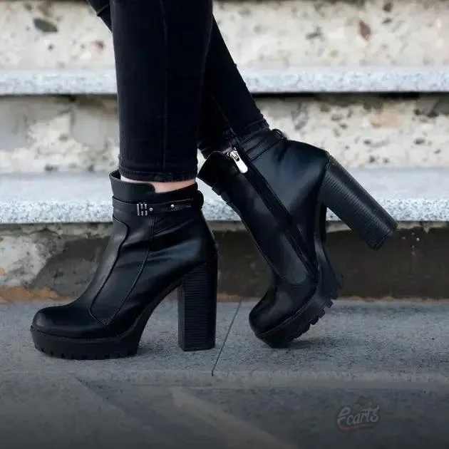 Cuidados e Manutenção para Preservar suas Botas Coturno de Luxo Cuidados e Manutenção para Preservar suas Botas Coturno de Luxo