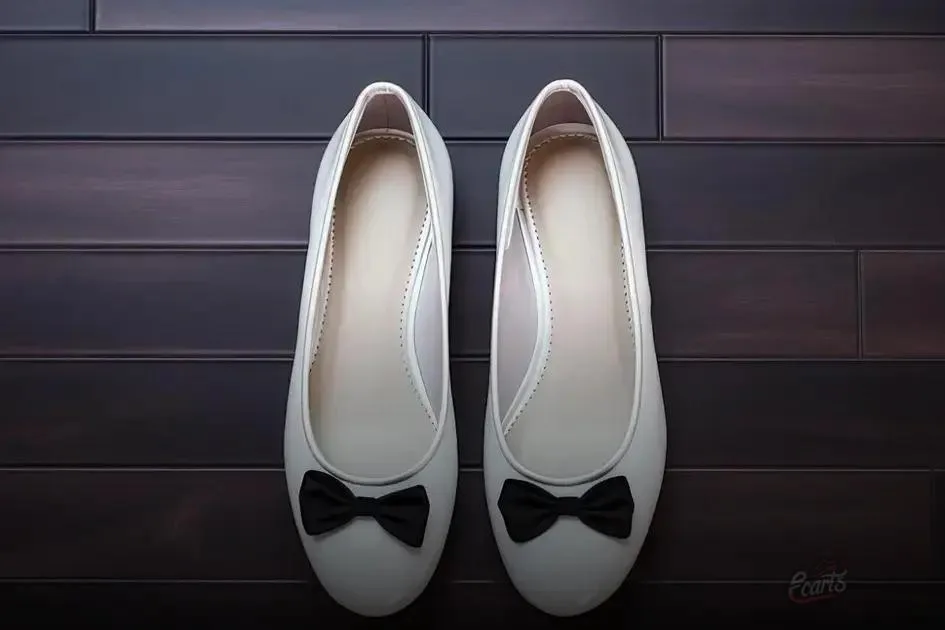 Descubra por que a sapatilha feminina branca é um clássico atemporal no mundo da moda Descubra por que a sapatilha feminina branca é um clássico atemporal no mundo da moda