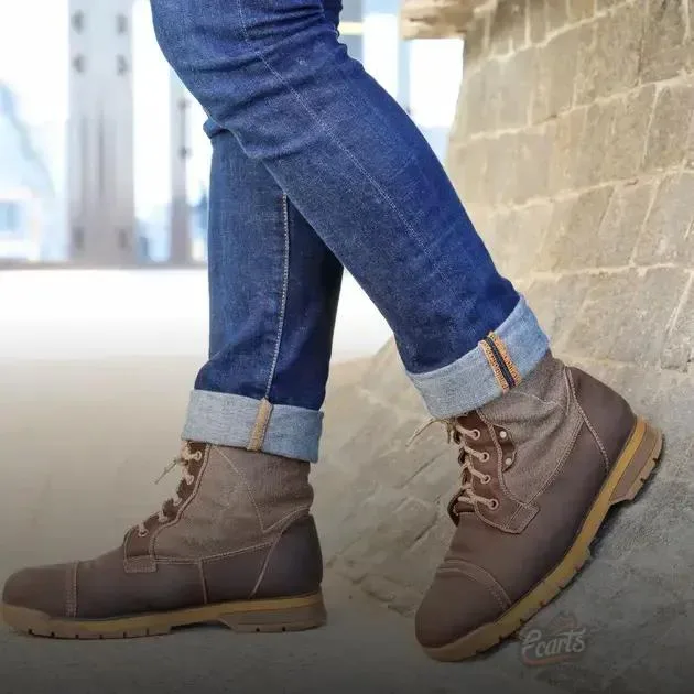 Dicas de como combinar sua Bota Coturno com salto em diferentes ocasiões Dicas de como combinar sua Bota Coturno com salto em diferentes ocasiões