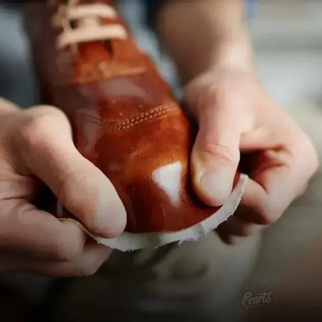 Dicas profissionais para ajustar o elástico de sapatos apertados Dicas profissionais para ajustar o elástico de sapatos apertados