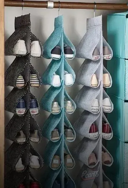 Dicas simples para organizar seus sapatos Dicas simples para organizar seus sapatos