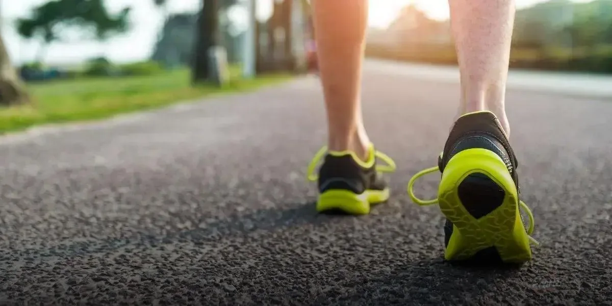 Diferenças entre Tênis de Corrida e Tênis Masculino para Trilha Diferenças entre Tênis de Corrida e Tênis Masculino para Trilha