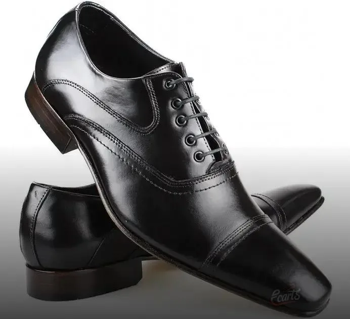 Escolhendo o Material Certo para Cada Estilo de Sapato Escolhendo o Material Certo para Cada Estilo de Sapato