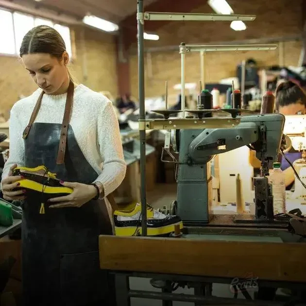 Escolhendo os Melhores Produtos para Ampliar a Forma dos Sapatos Escolhendo os Melhores Produtos para Ampliar a Forma dos Sapatos