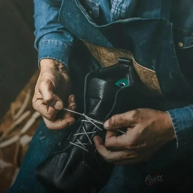 Passo a passo para ampliar o espaço dos seus sapatos com amaciante Passo a passo para ampliar o espaço dos seus sapatos com amaciante