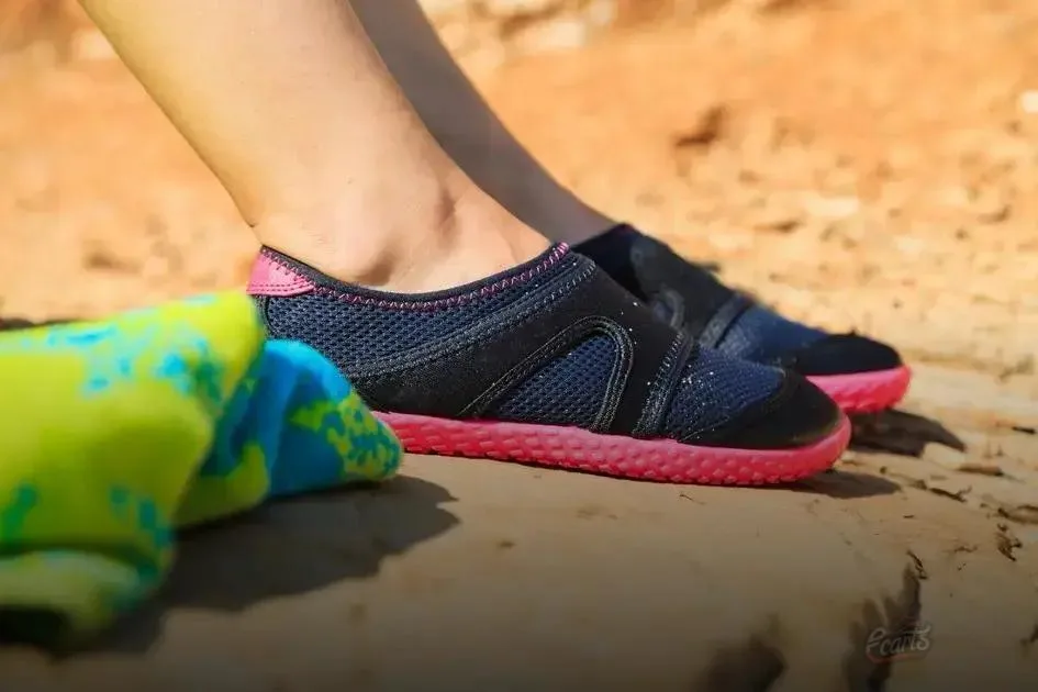 Saiba como cuidar da sua sapatilha aquática para garantir sua durabilidade Saiba como cuidar da sua sapatilha aquática para garantir sua durabilidade