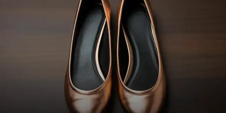 sapatilha feminina dourada