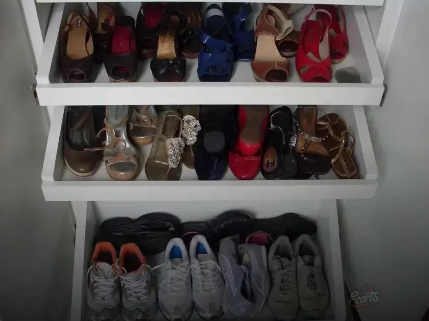Solucionando a Bagunça: Como Guardar Sapatos com Praticidade Solucionando a Bagunça: Como Guardar Sapatos com Praticidade
