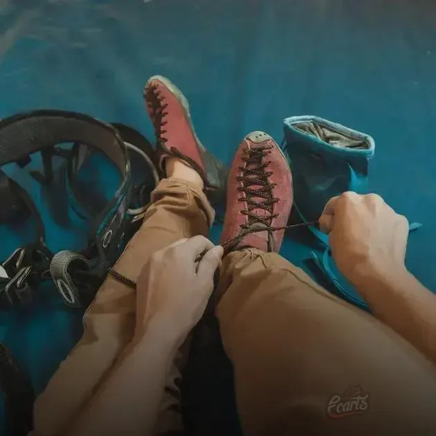 Truques simples para ganhar conforto em sapatos novos e estreitos Truques simples para ganhar conforto em sapatos novos e estreitos