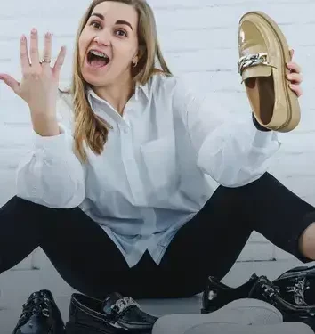 Pode usar mocassim com vestido longo?