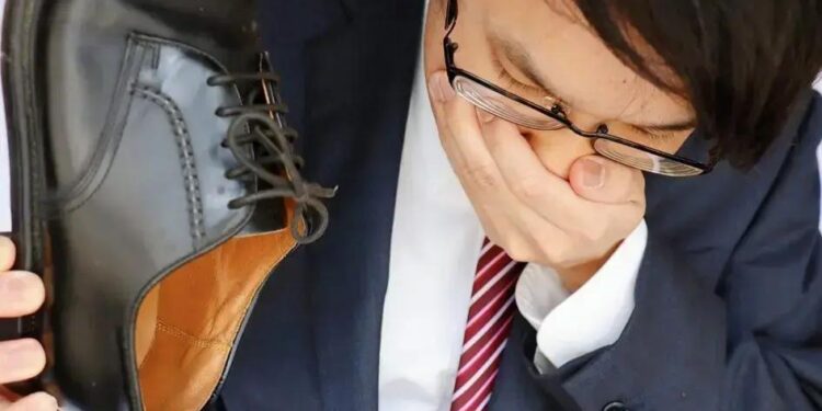 Como tirar chulé do sapato: Guia infalível para eliminar o mau cheiro