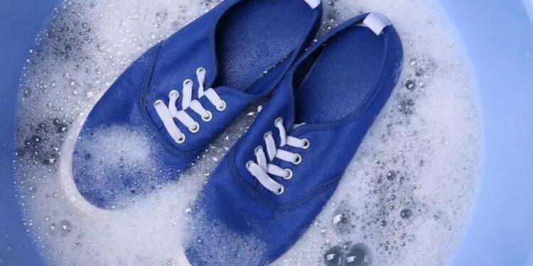 Como Tirar Chulé do Tênis a Seco: Guia Completo