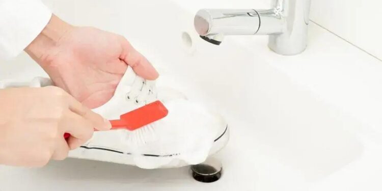 Como Tirar Chulé da Sapatilha: Guia Definitivo para Eliminar o Odor