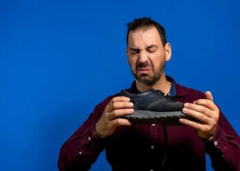 Como tirar chulé do chinelo: Guia definitivo para eliminar o mau cheiro