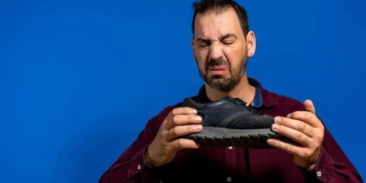 Como tirar chulé do chinelo: Guia definitivo para eliminar o mau cheiro