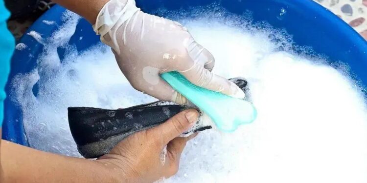 Como Acabar com Chulé nos Pés: Guia Completo para Pés Cheirosos