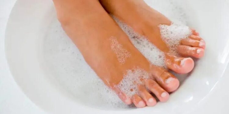 O Que Fazer para Tirar Chulé do Pé? Guia Definitivo Para Eliminar o Odor!
