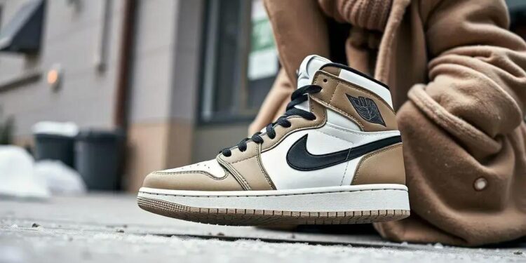 Air Jordan 1 Mid: Conheça o Estilo Off Noir Toe