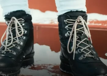 Bota feminina para neve