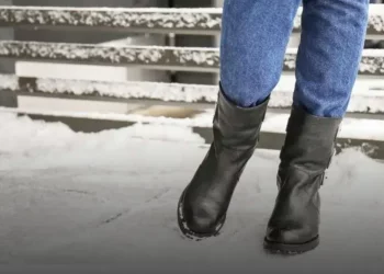 Bota feminina preta