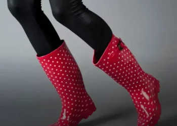 Bota Coturno com cadarço