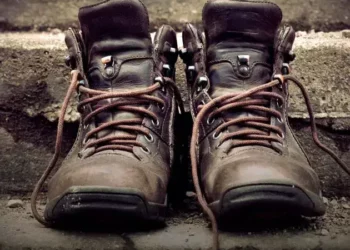 Bota Coturno estilo moderno