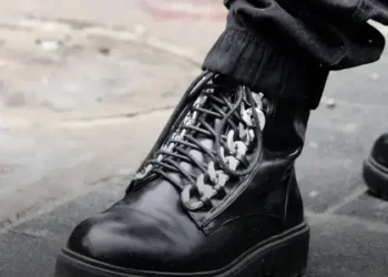 Bota Coturno vermelha