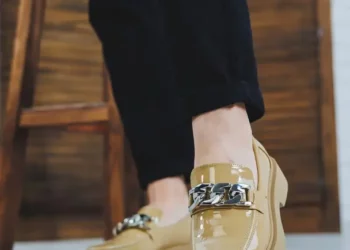 branco chic mocassins que viram looks