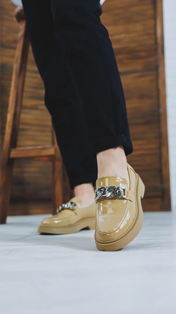 Branco & Chic: Mocassins Que Viram Looks!