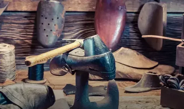 como alargar sapato com secador