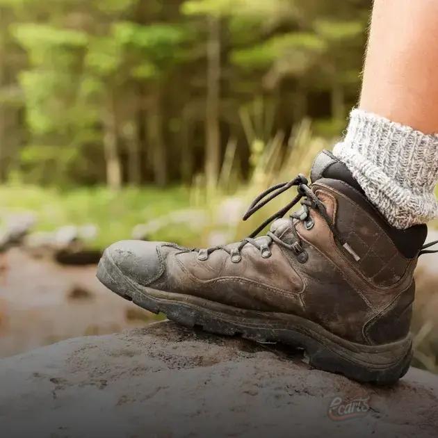 Cuidados essenciais para manter suas botas coturno de cano longo impecáveis