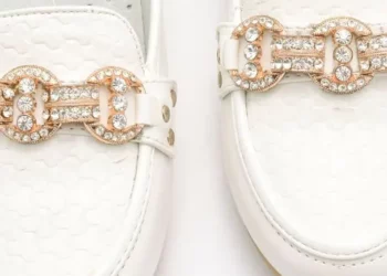 descubra o mocassim perfeito tudo sobre materiais