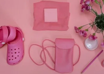 Sapatilha Crocs Feminina: Descubra Por Que Ela É Tão Confortável