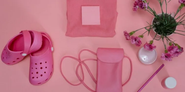 Sapatilha Crocs Feminina: Descubra Por Que Ela É Tão Confortável