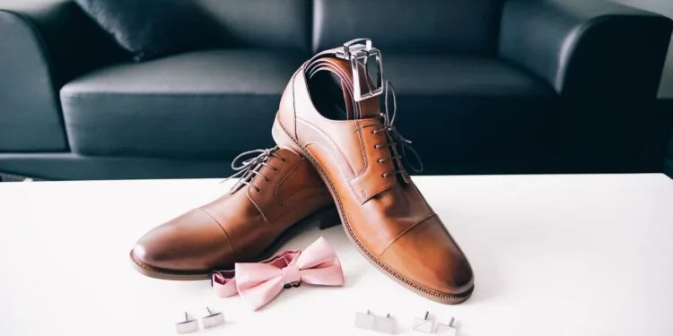 Sapato social masculino para casamento: 7 dicas para arrasar no visual