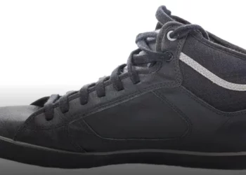 looks com tenis esportivo