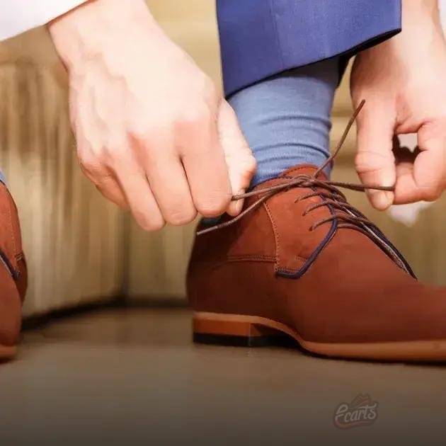 Mantendo o Formato: Conservando Seus Sapatos Alargados