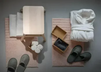 sandálias minimalistas