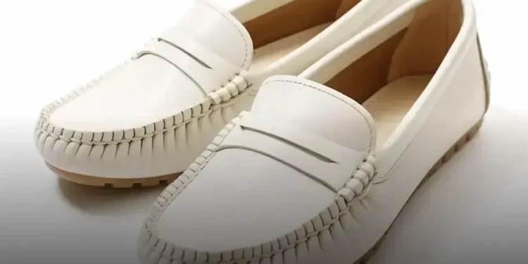 sapatilha couro feminina