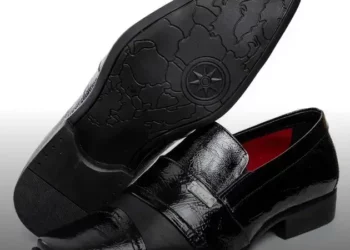 Sapato social masculino clássico