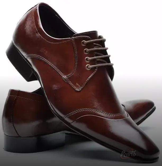 Tendências em sapatos sociais masculinos com detalhes para o homem moderno