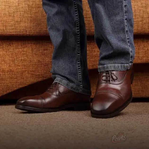 Por que o sapato social de couro polido é uma escolha elegante