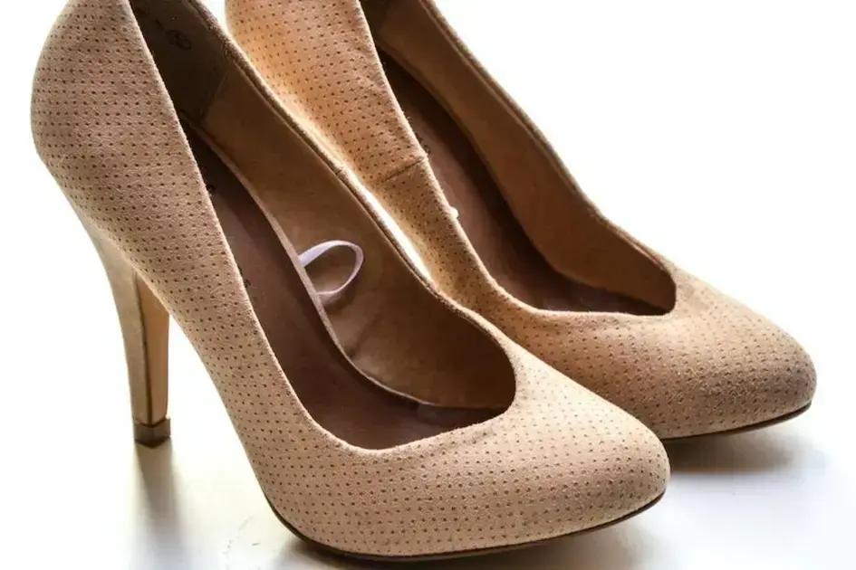 Principais tendências de calçados de couro feminino para 2024