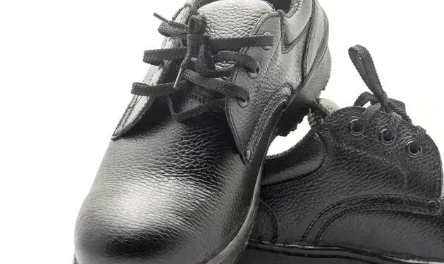 Calçados Tamanhos Grandes: Guia Completo para Encontrar o Seu Par Perfeito